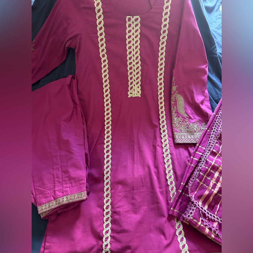 3 piece pink traditional women EID